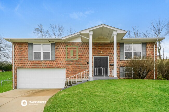 Building Photo - 3580 Parc Chateau Ln