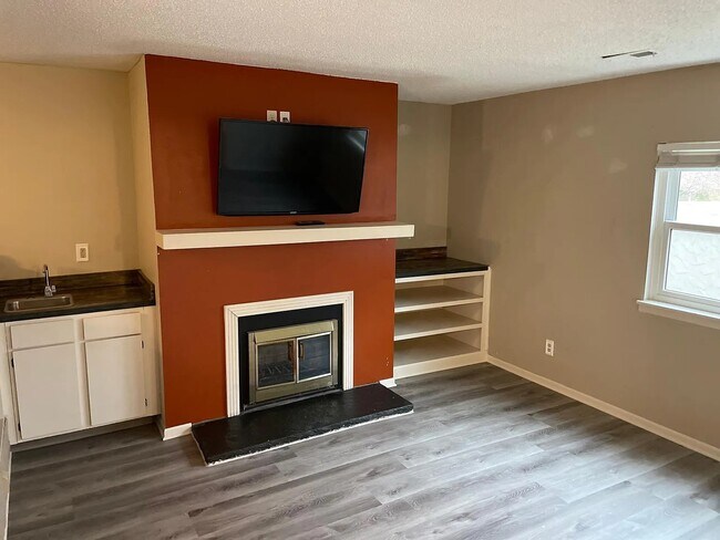 Building Photo - 1406 Westbrooke