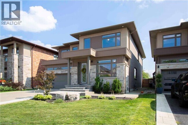 Photo du bâtiment - 19 Secinaro Ave