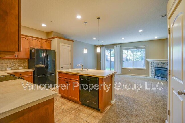 Building Photo - 16910 SE 41st Cir