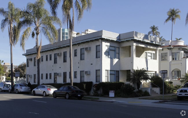 Building Photo - Thorn Collections