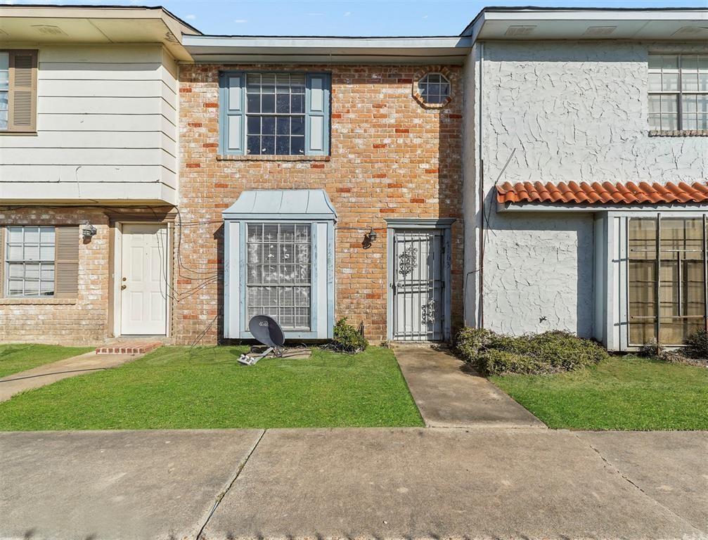 Primary Photo - 7163 Chasewood Dr