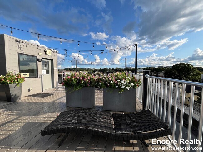Foto del edificio - 24 Everett St