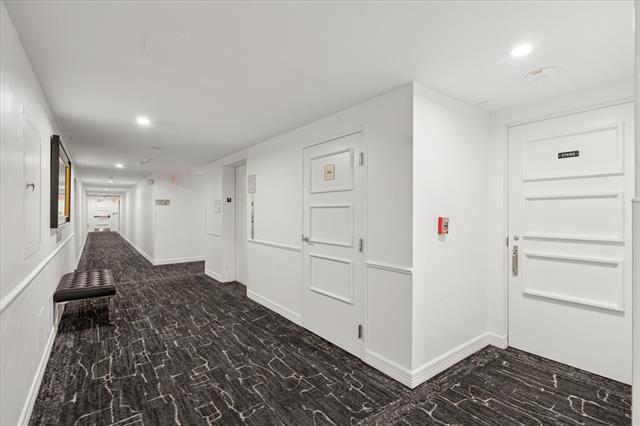 Foto del edificio - 6211 W Northwest Hwy