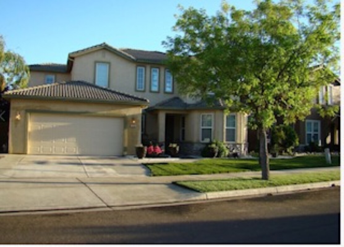 Primary Photo - 3066 Silver Oak Ct