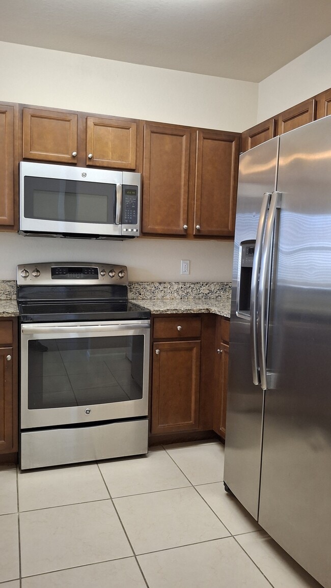 Building Photo - 8760 NW 97th Ave