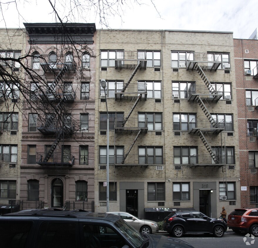 317 E 90th ¡St - 317 E 90th St