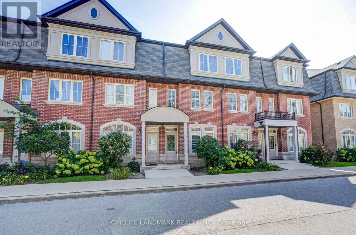 Photo du bâtiment - 7 Eaton Park Ln