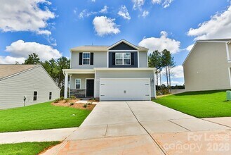 Building Photo - 6136 Ahoskie Dr