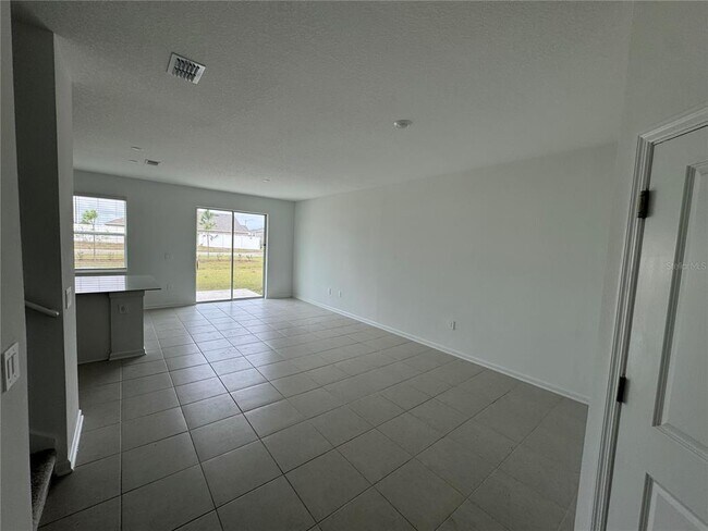 Foto del edificio - 2959 SAVIOR Ave