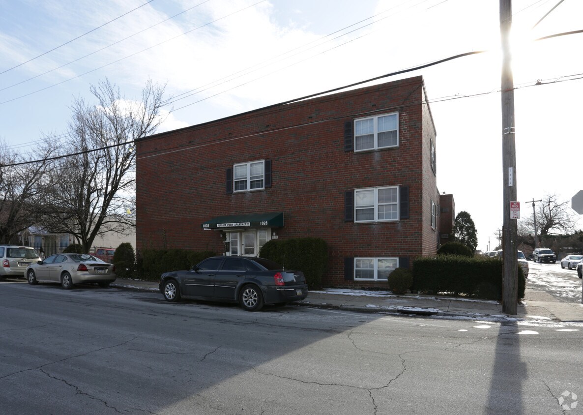 Foto del edificio - Juniata Park Apartments