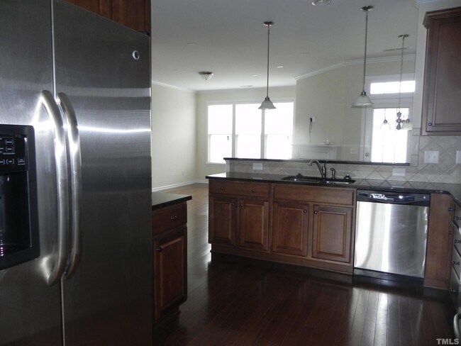 Foto del edificio - 10106 Glen Autumn Rd