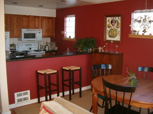Foto del edificio - Large 2 bed close to South Lake union! 2 w...