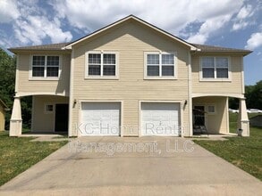 Building Photo - 1957 N 80th Ct