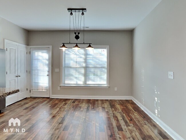 Foto del edificio - 42 Arbor Loop