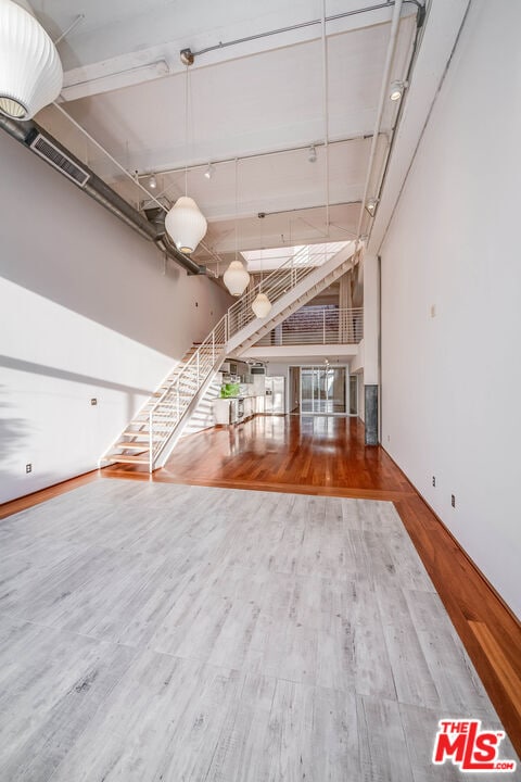 Building Photo - 1850 Industrial St