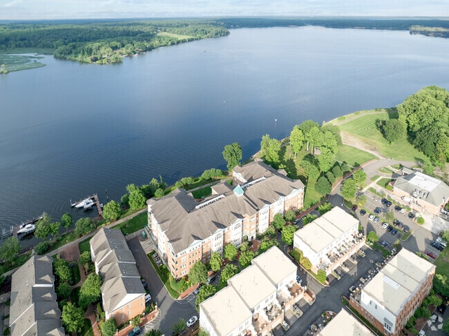 Aerial Photo - Harbor Point East
