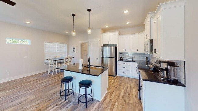 Building Photo - 2315 Gold Valley Dr