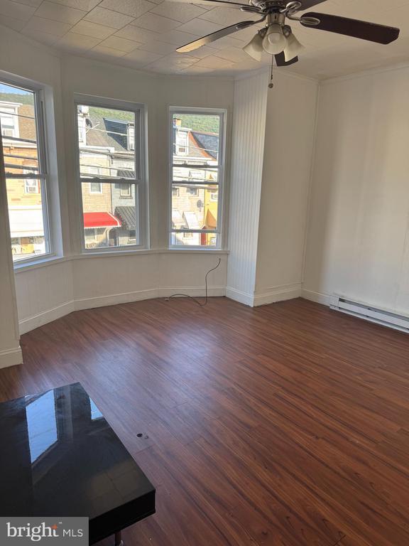 Foto del edificio - 1426 N 10th St