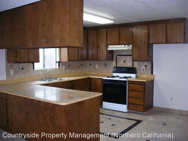 Building Photo - 3 br, 2 bath House - 535 Morning Glory Drive