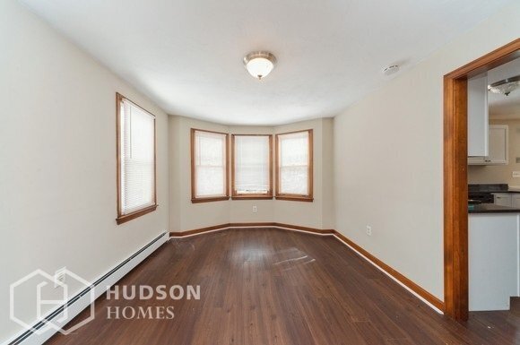 Building Photo - NOW AVAILABLE! 219 Fernwood Dr, Gardner, M...