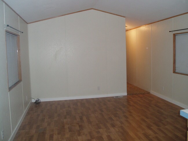 Foto del edificio - 4727 Owens Rd