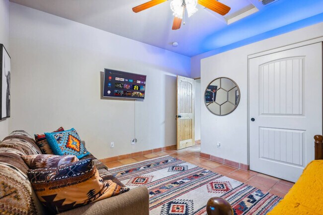 Foto del edificio - 3924 Cherry Tree Blvd