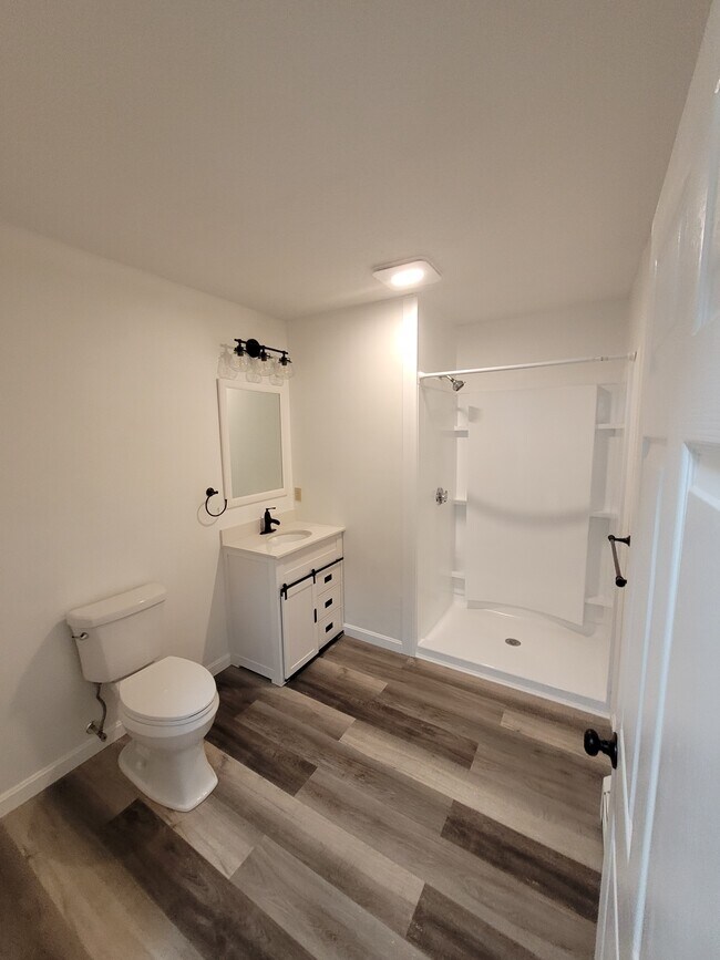 30 Mechanic St Unit B, Griswold, CT 06351 30 Mechanic St Griswold, CT