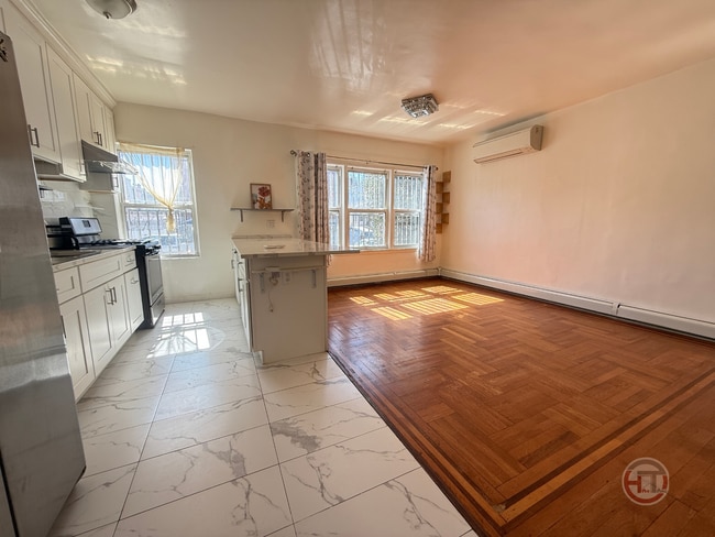 Photo - 2889 E 195th St Townhome