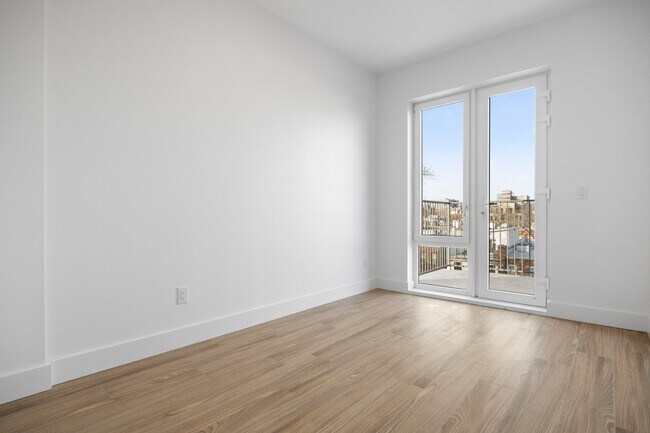 Foto del edificio - 379 Hawthorne St