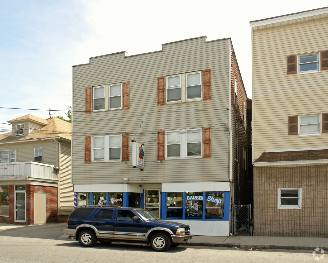 Building Photo - 64-66 W Hollis St