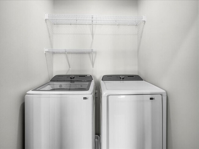 Foto del edificio - 8 Jaro Wy