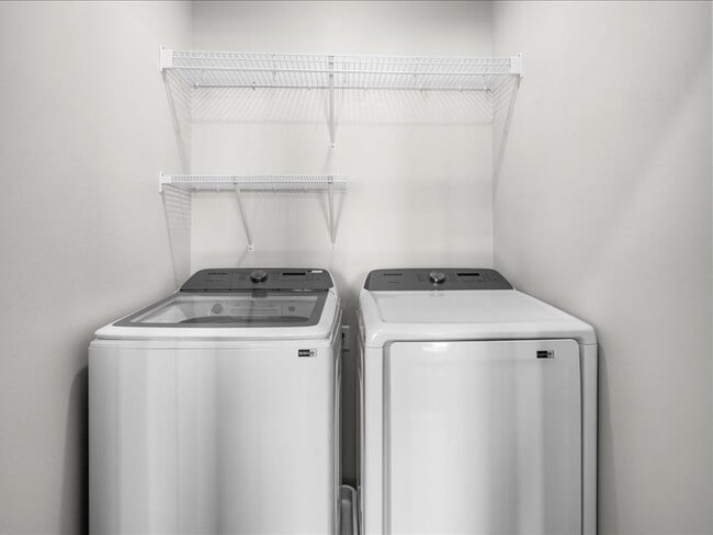 Photo - 8 Jaro Wy Apartment