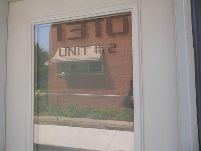 Building Photo - 1310 Hartrey Ave