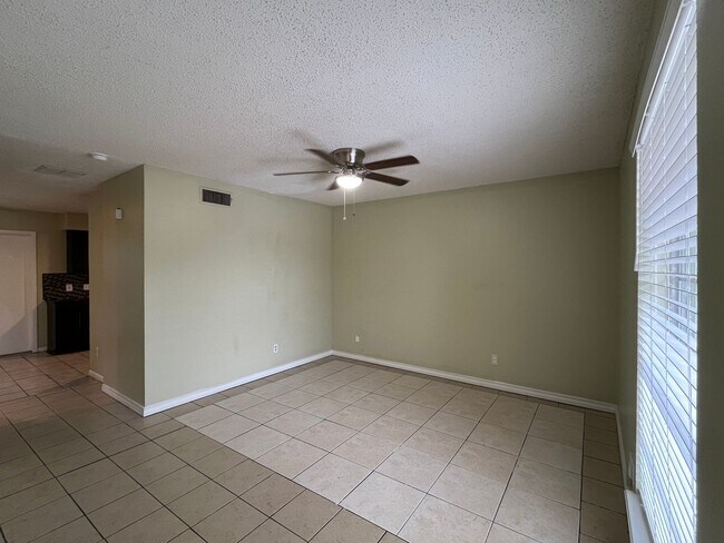 Foto del edificio - Southside Townhome