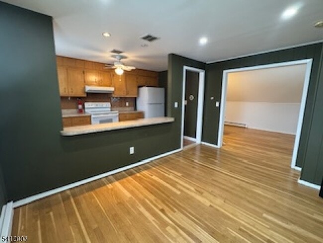 Foto del edificio - 510 Helfin St