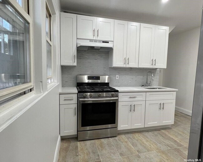 Building Photo - 4723 Avenue M