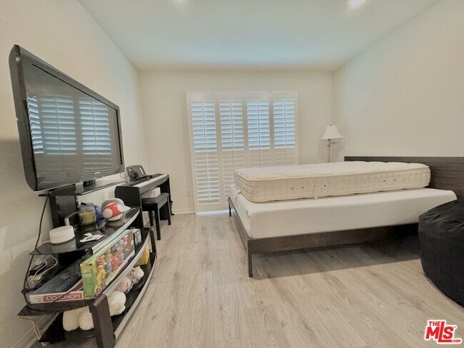 Foto del edificio - 14428 Papaya Ln