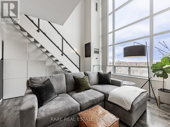 Building Photo - 200 Manitoba St