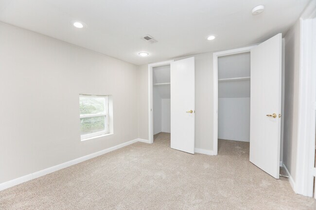 Building Photo - 3611 Granby St