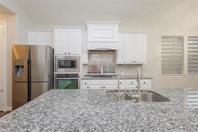 Building Photo - 9704 Tanen Dr