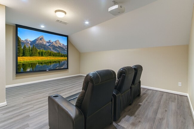 Foto del edificio - 16855 Big Reed Dr