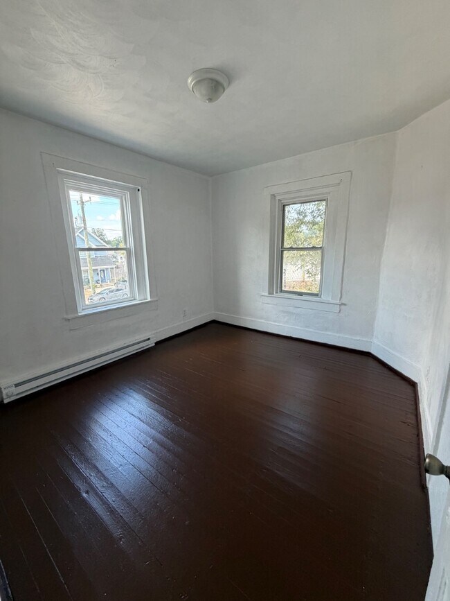 Foto del edificio - 424 S Saratoga St