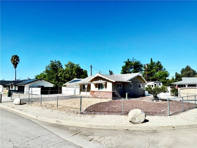 Building Photo - 34254 Rosemont Dr
