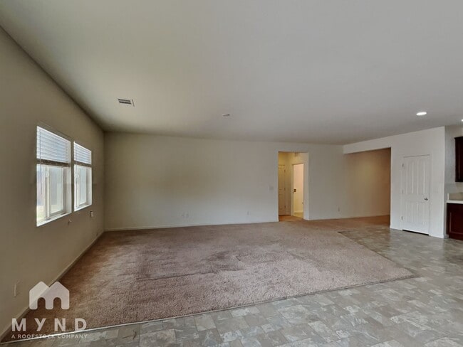 Building Photo - 14320 Loyola Dr