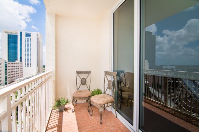 Foto del edificio - 511 SE 5 Ave