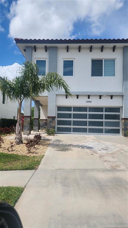 Building Photo - 1968 Greenbriar Ter