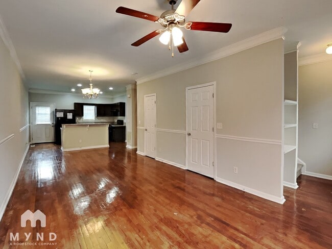 Building Photo - 1579 Park Pl NE