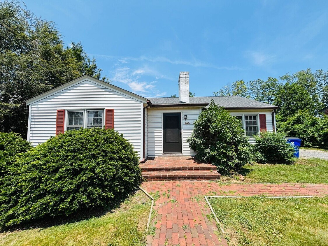 Foto principal - 3 Bedroom, 2.5 Bath House