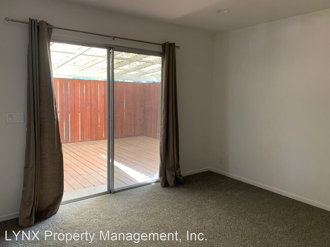 Foto del edificio - 4 br, 2 bath House - 885 Perry Court